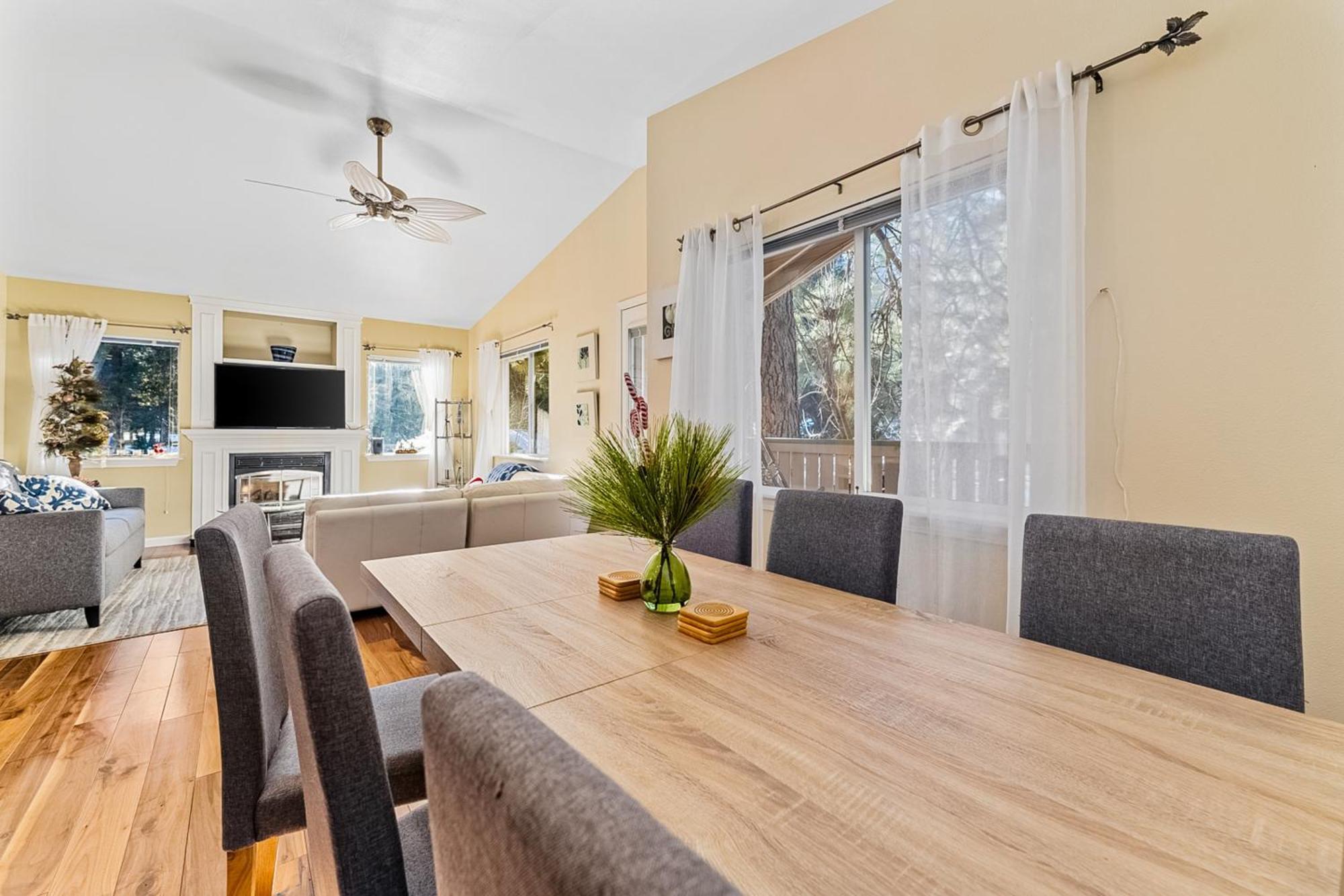 ליבנוורת' Alpine Chalet מראה חיצוני תמונה